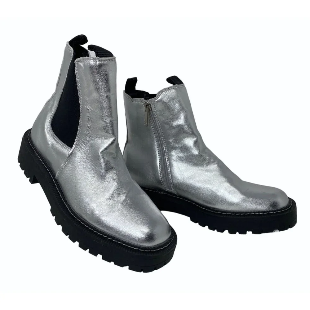 Sam Edelman Girls size 4 Laguna Mini Boots Soft Silver Leather zip up boots
